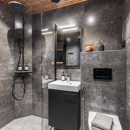 Levin Lyhty Bea B2 By Hilla